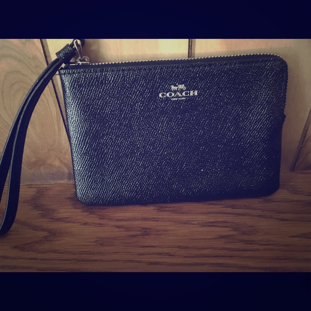 Coach Wristlet - Picture 2 of 5
